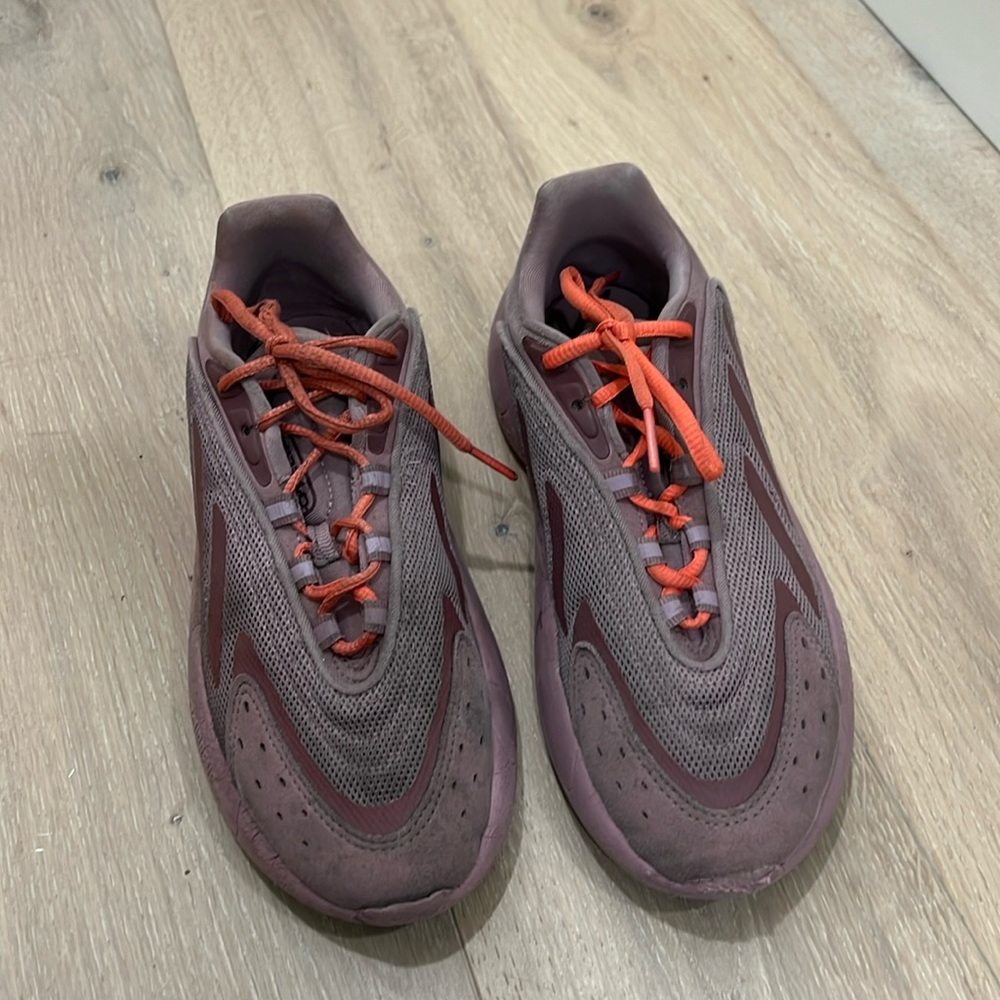 ADIDAS SNEAKER